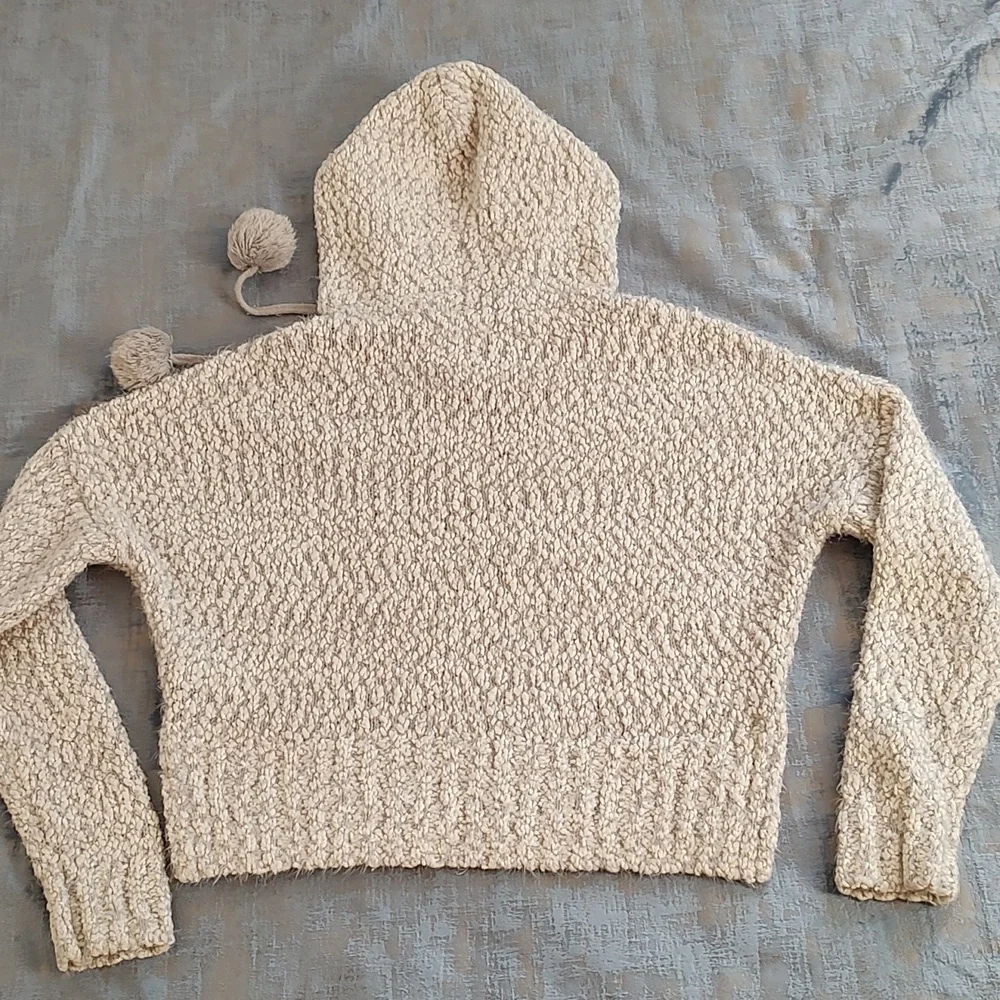 Yes LoLa Hooded Chunky Loose Knit Sweater w/ Pom poms/Size XS - Picture 4 of 9